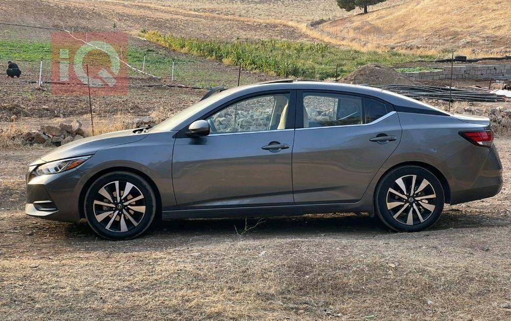 نیسان سێنترا